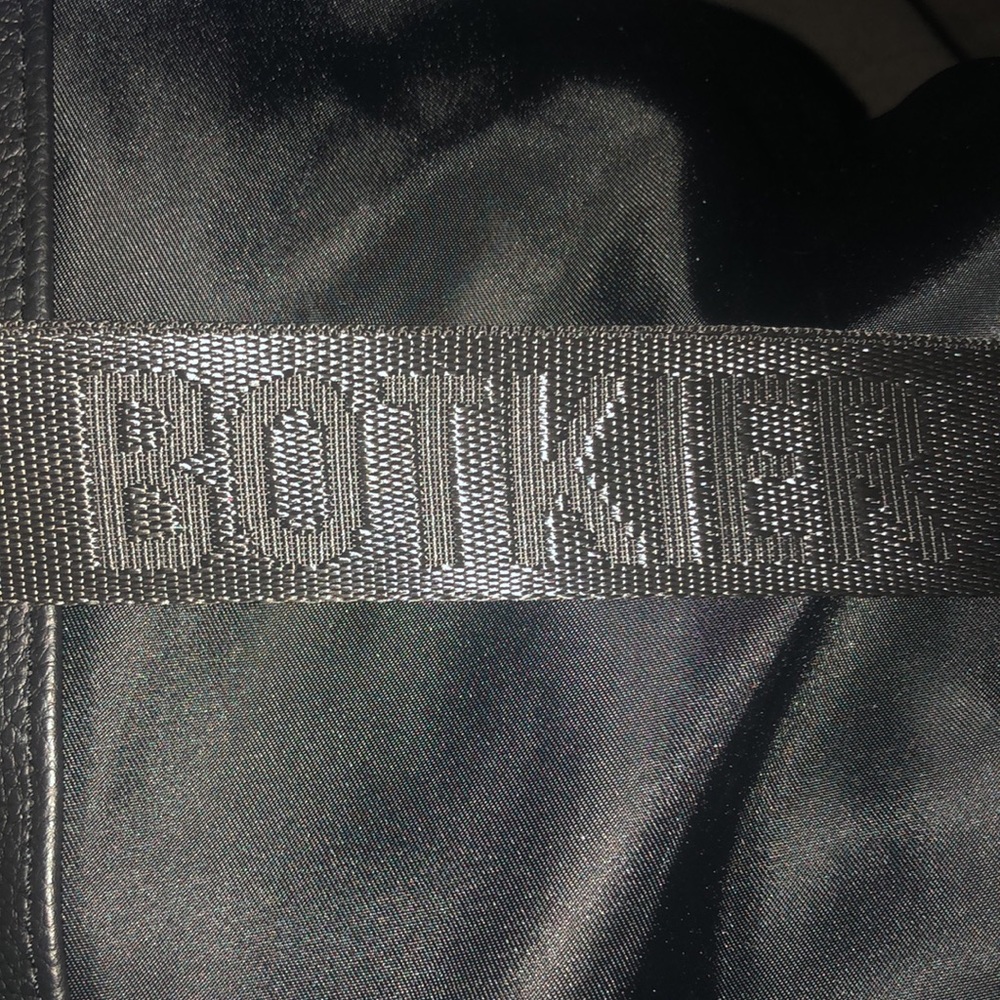 Botkier New York black mini trigger backpack - Picture 5 of 7